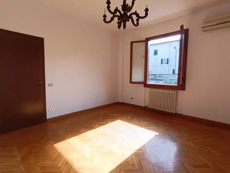 Immagine 34 di Appartamento in vendita  a Empoli