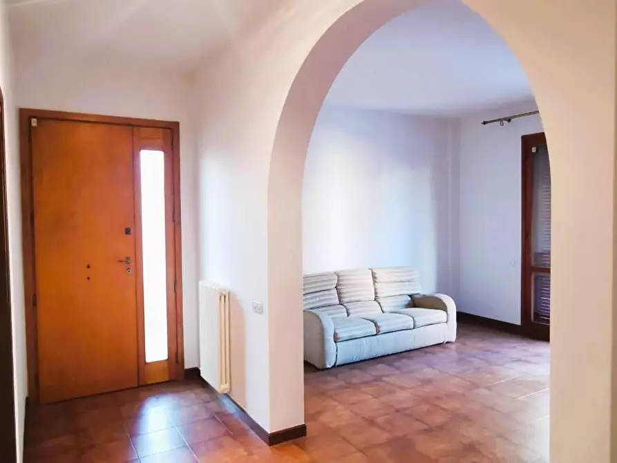 Immagine 2 di Appartamento in vendita  a Empoli