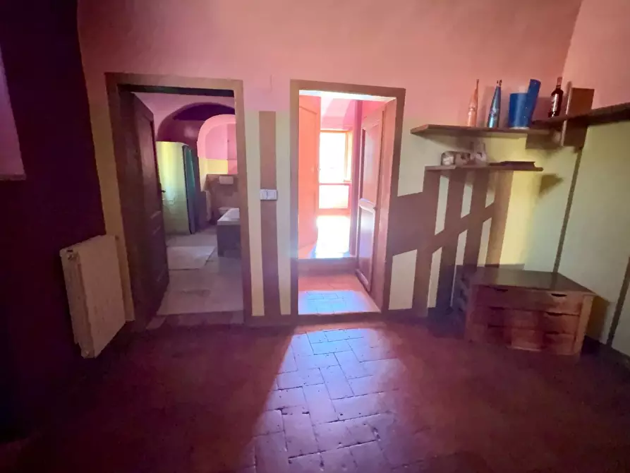 Immagine 21 di Appartamento in vendita  a Volterra