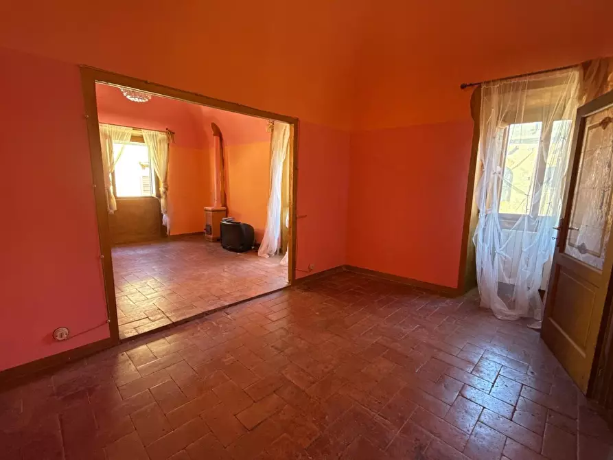 Immagine 14 di Appartamento in vendita  a Volterra