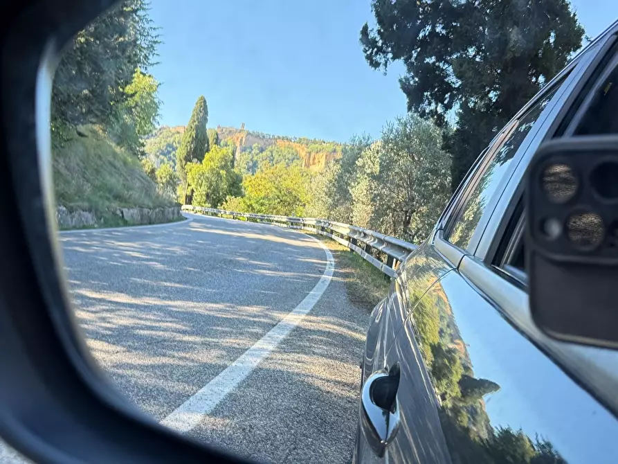 Immagine 35 di Appartamento in vendita  a Volterra