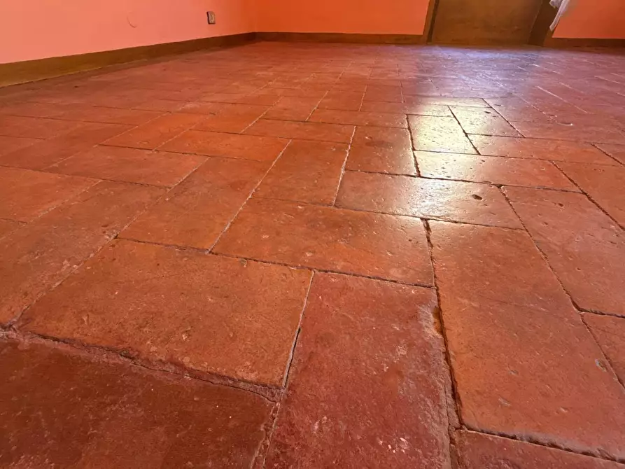 Immagine 8 di Appartamento in vendita  a Volterra