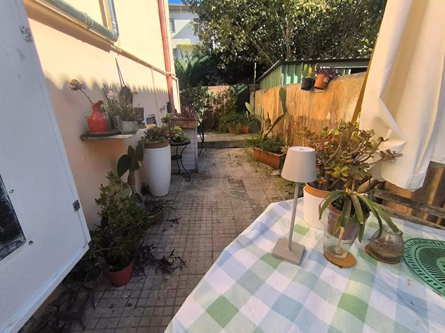 Immagine 69 di Casa bifamiliare in vendita  a Pisa