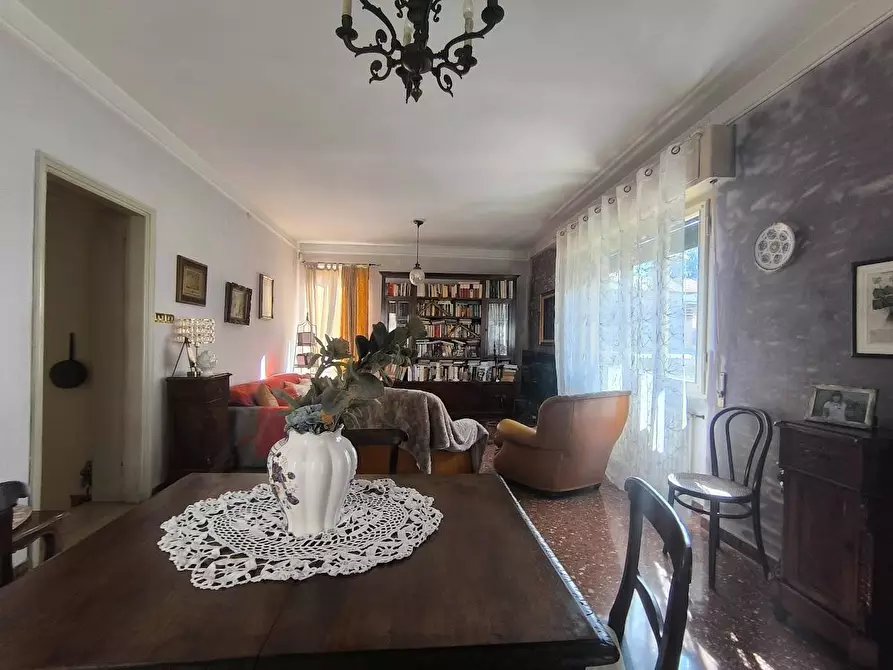 Immagine 9 di Casa bifamiliare in vendita  a Pisa