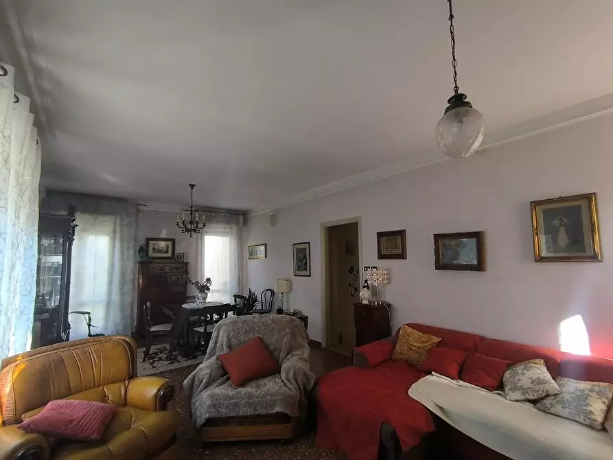 Immagine 10 di Casa bifamiliare in vendita  a Pisa