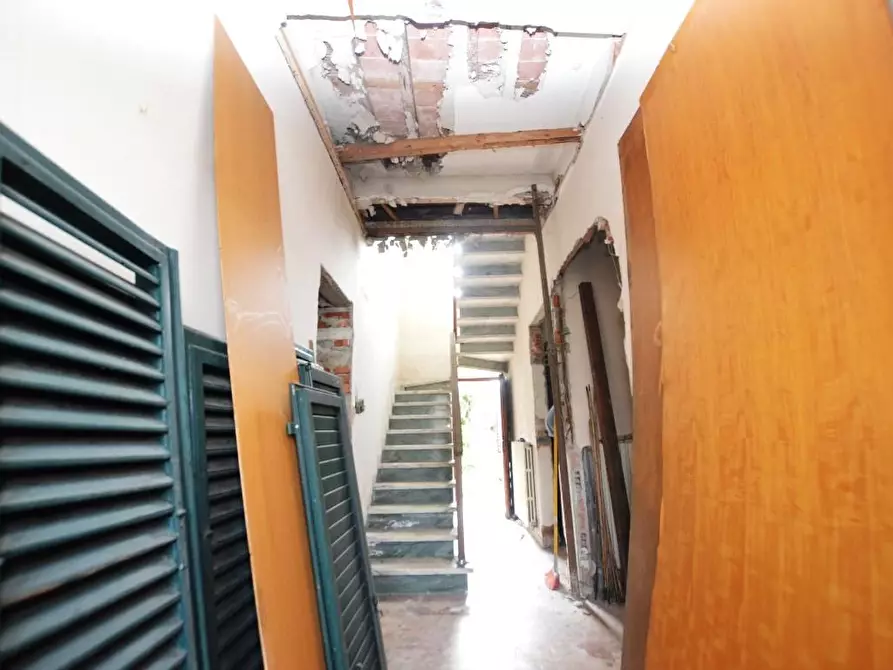 Immagine 9 di Terratetto in vendita  a Lucca
