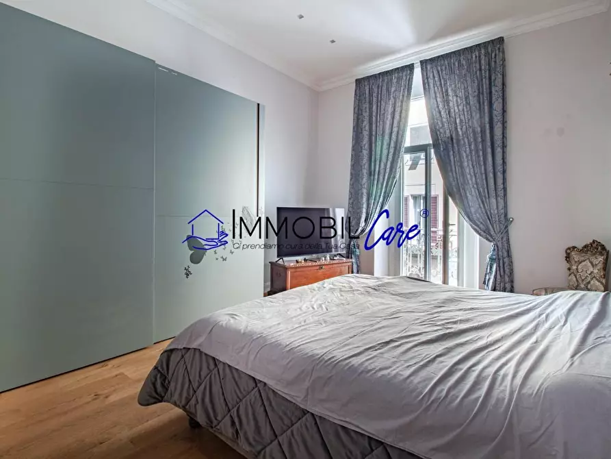 Immagine 11 di Appartamento in vendita  a Livorno