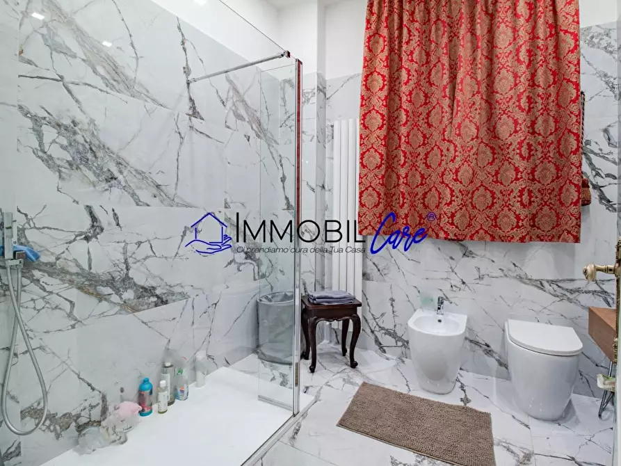 Immagine 17 di Appartamento in vendita  a Livorno