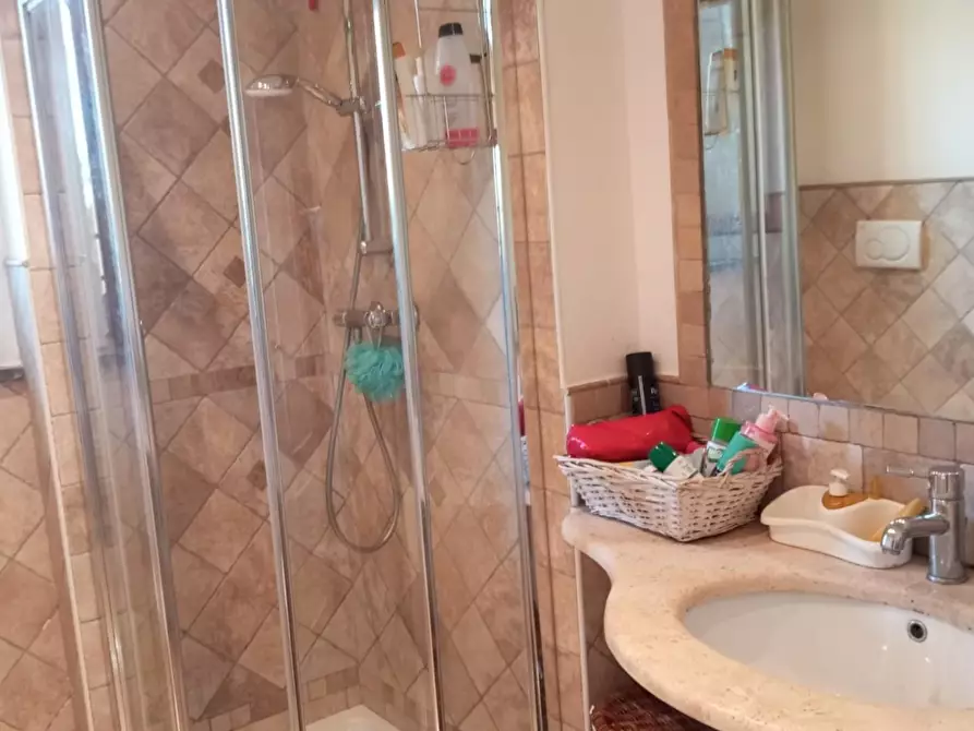 Immagine 20 di Casa semindipendente in vendita  a Montignoso