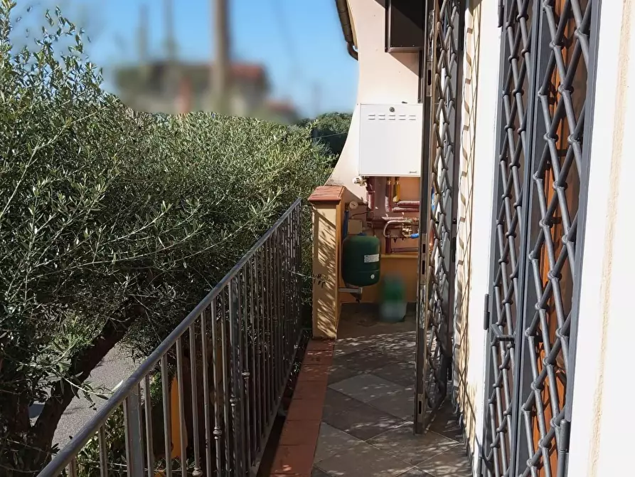 Immagine 31 di Casa semindipendente in vendita  a Montignoso