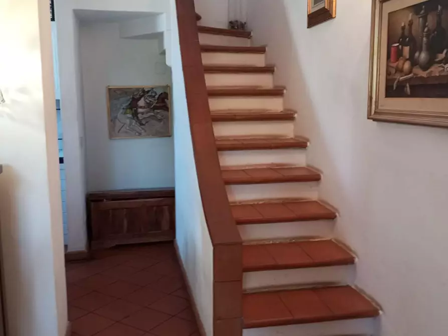 Immagine 21 di Casa semindipendente in vendita  a Montignoso