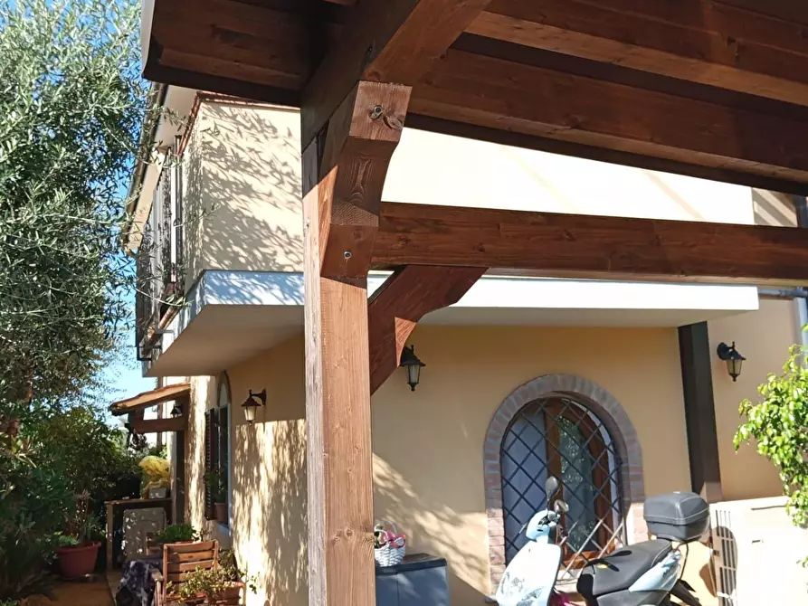 Immagine 39 di Casa semindipendente in vendita  a Montignoso