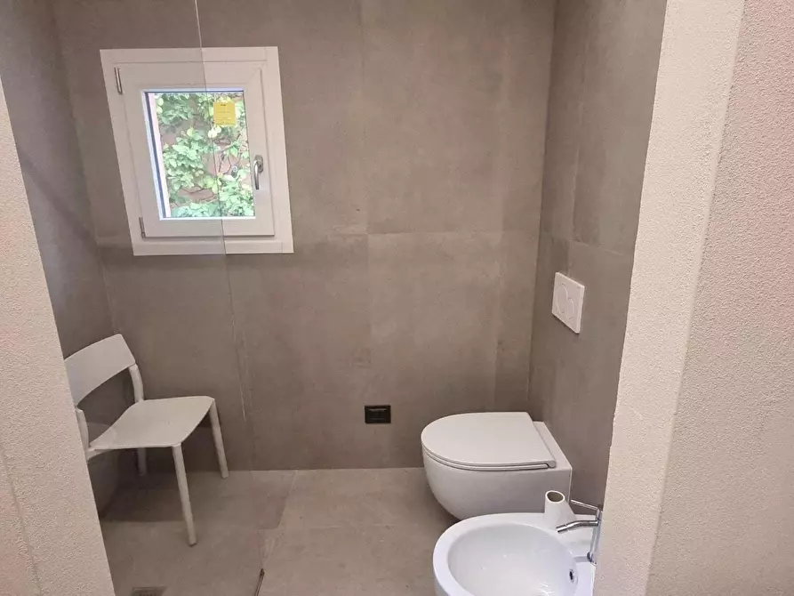 Immagine 6 di Appartamento in affitto  a Pisa