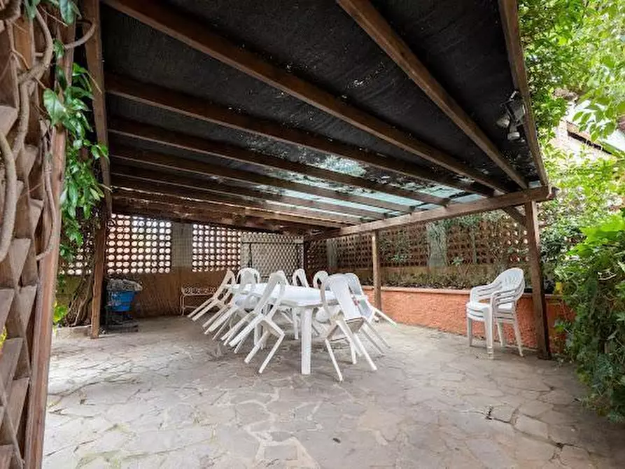 Immagine 13 di Villetta a schiera in vendita  a Altopascio