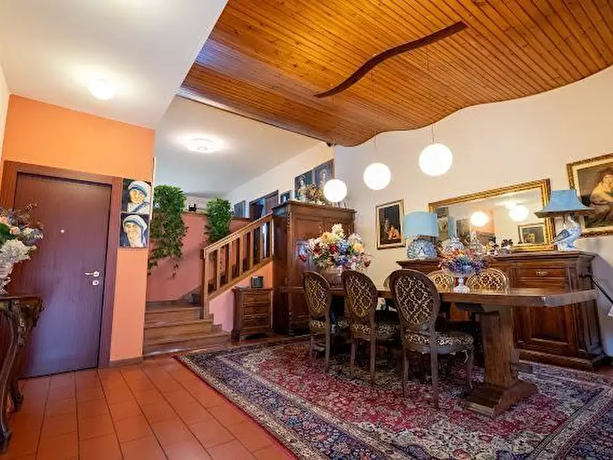 Immagine 8 di Villetta a schiera in vendita  a Altopascio