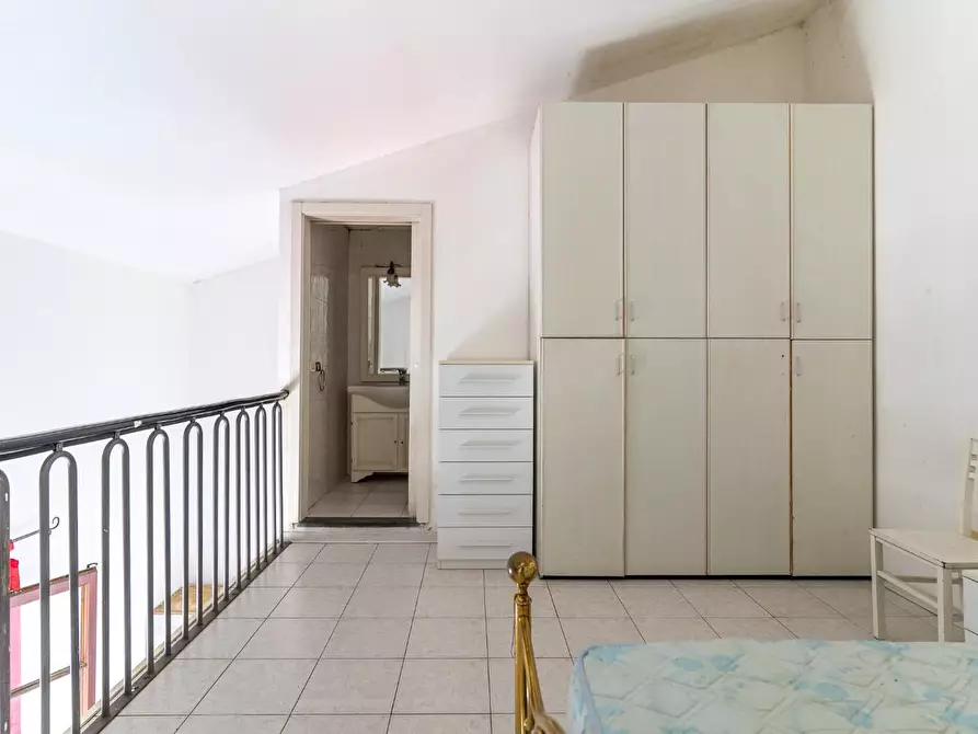 Immagine 17 di Appartamento in vendita  a Empoli