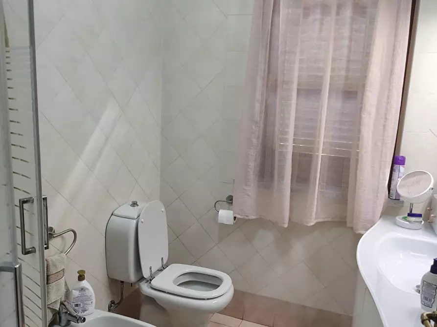 Immagine 3 di Villa in vendita  a Montignoso