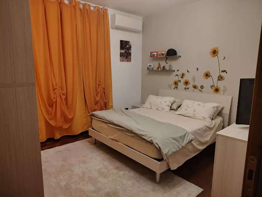 Immagine 13 di Villa in vendita  a Montignoso