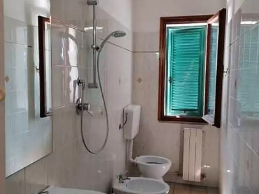 Immagine 16 di Appartamento in vendita  a Pisa