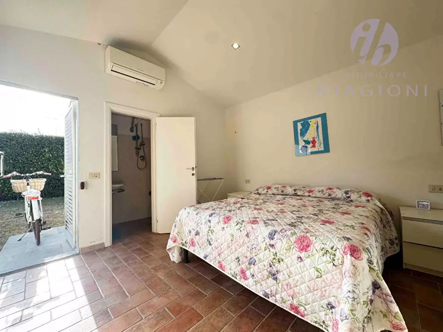 Immagine 30 di Villa in vendita  a Pietrasanta