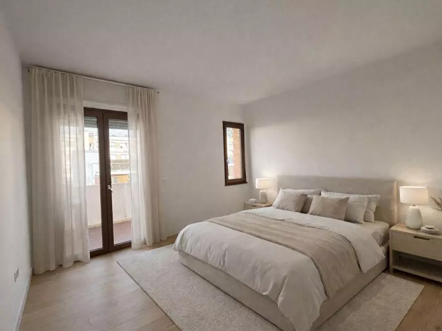 Immagine 2 di Appartamento in vendita  a Massa