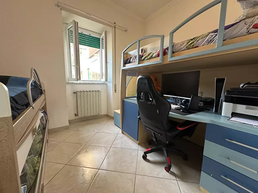 Immagine 10 di Appartamento in vendita  a Viareggio