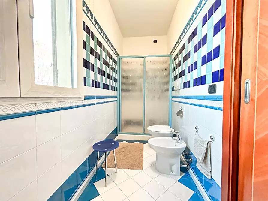 Immagine 57 di Villa in vendita  a Cascina