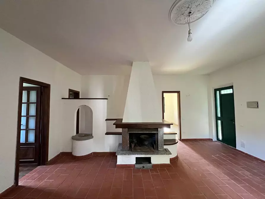 Immagine 14 di Villa in vendita  a Calci