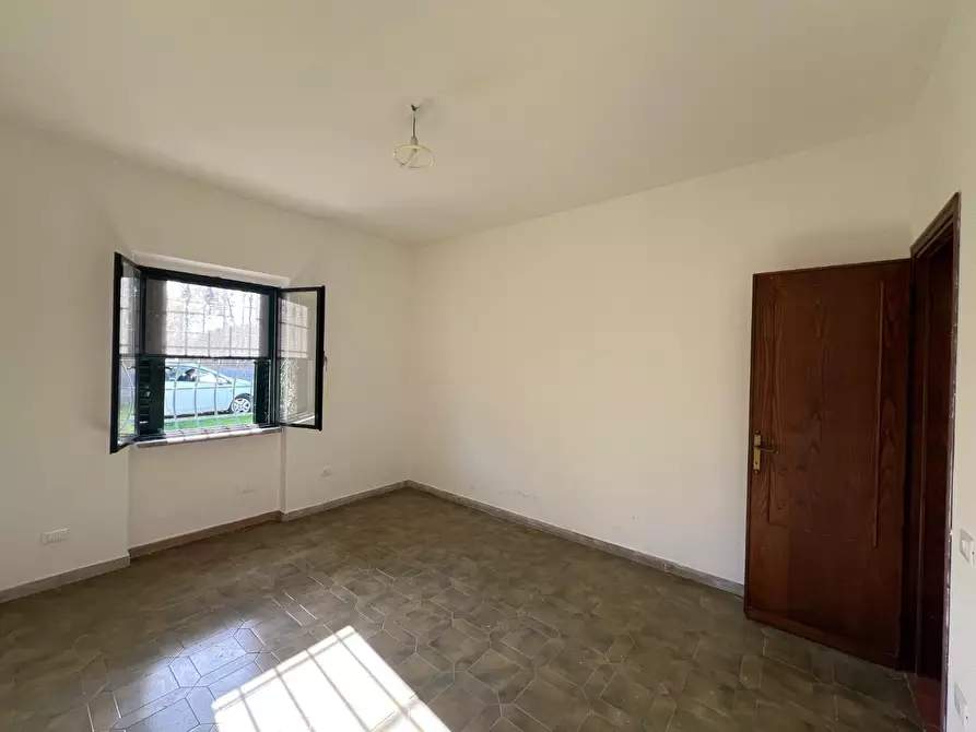 Immagine 28 di Villa in vendita  a Calci