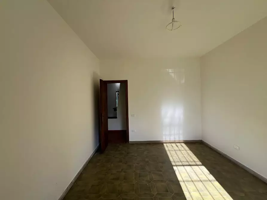 Immagine 27 di Villa in vendita  a Calci