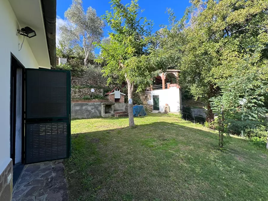 Immagine 36 di Villa in vendita  a Calci