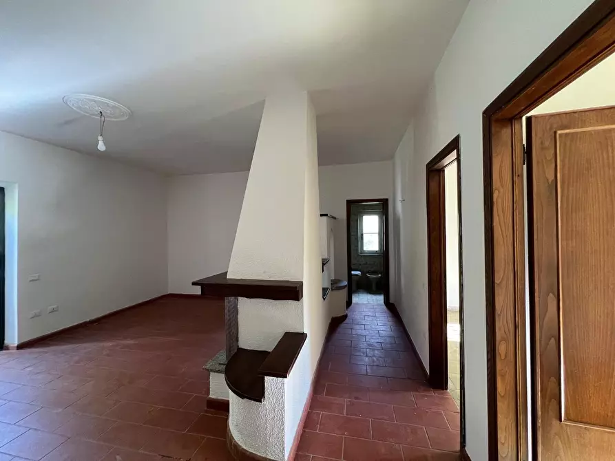 Immagine 16 di Villa in vendita  a Calci