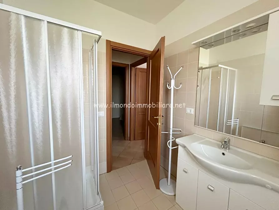 Immagine 22 di Casa quadrifamiliare in vendita  a Rosignano Marittimo