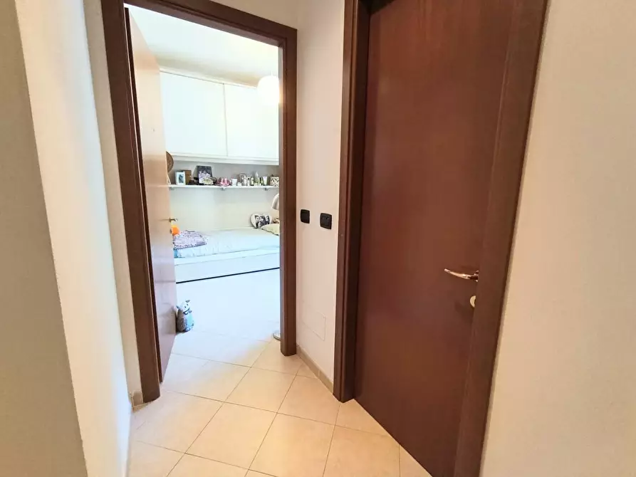 Immagine 11 di Appartamento in vendita  a La Spezia