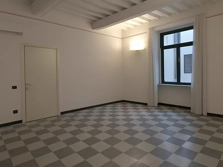 Immagine 23 di Appartamento in vendita  a Pisa