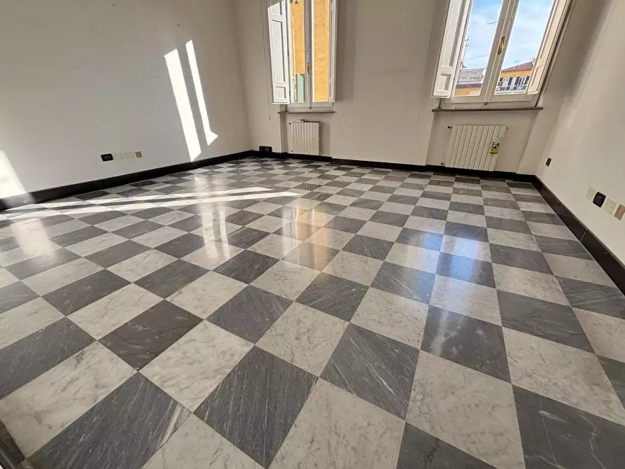 Immagine 40 di Appartamento in vendita  a Pisa