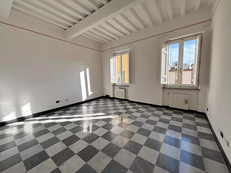Immagine 39 di Appartamento in vendita  a Pisa