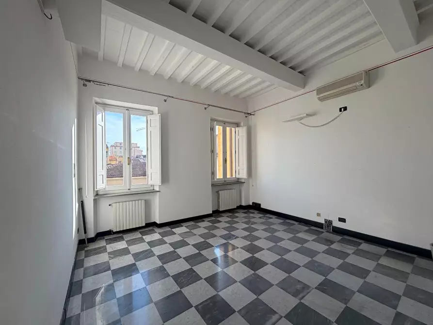 Immagine 58 di Appartamento in vendita  a Pisa