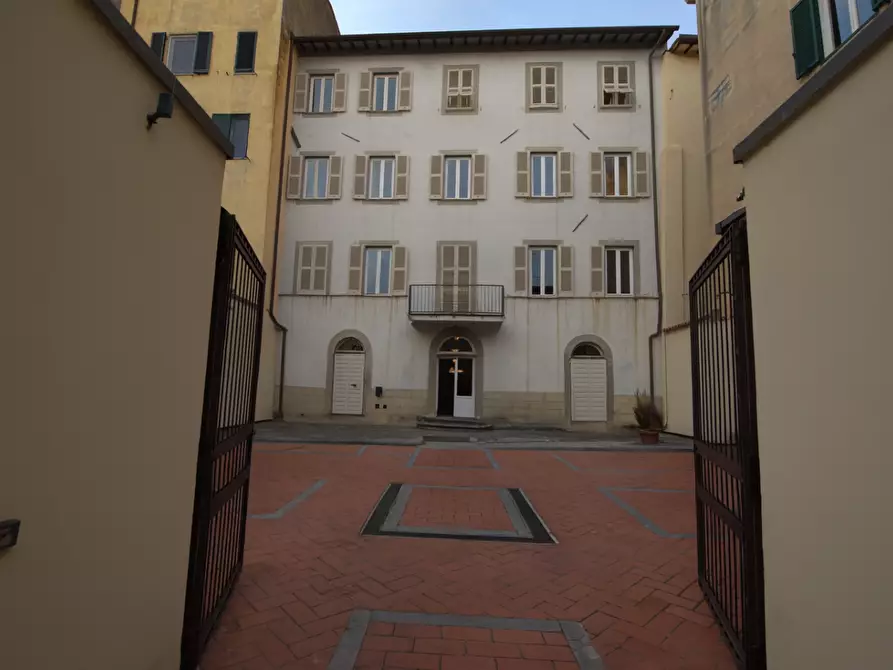 Immagine 9 di Appartamento in vendita  a Pisa