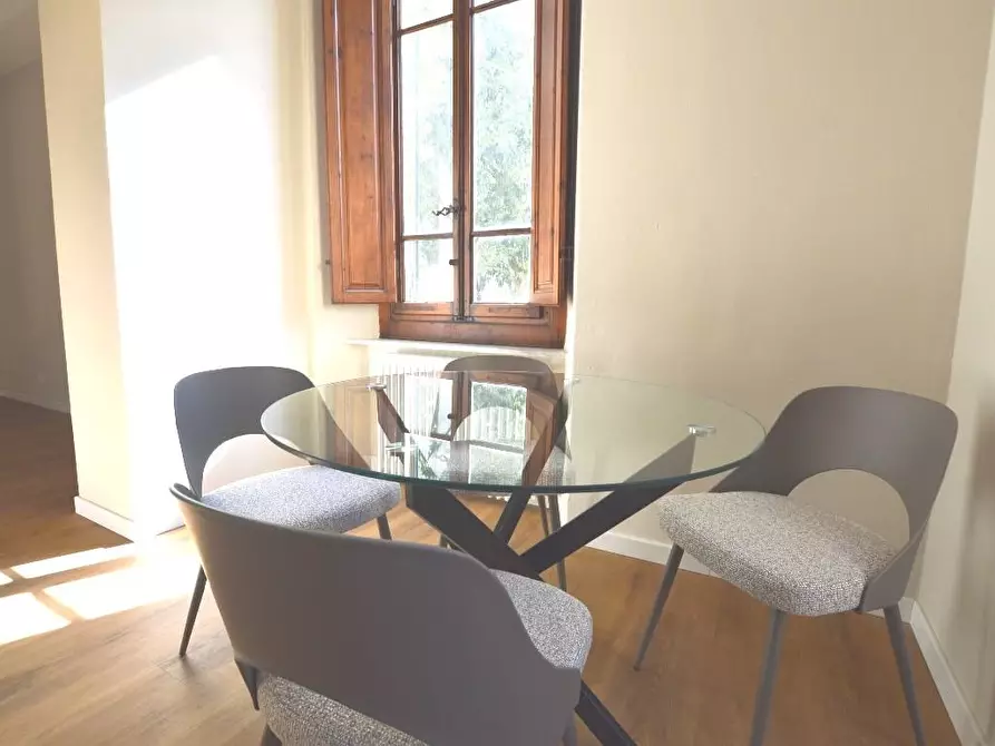 Immagine 13 di Appartamento in vendita  a Lucca