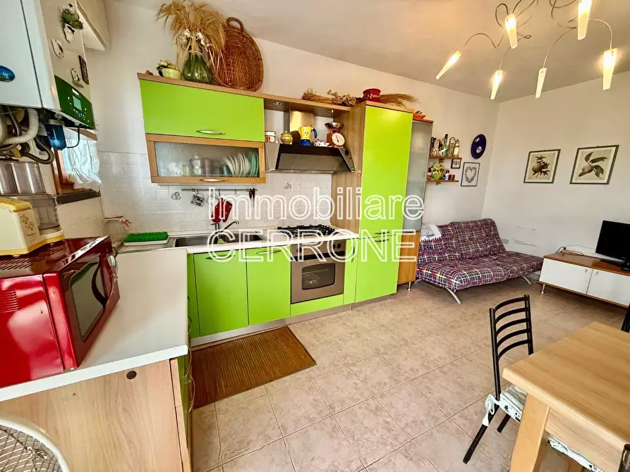 Immagine 3 di Appartamento in vendita  a Cecina