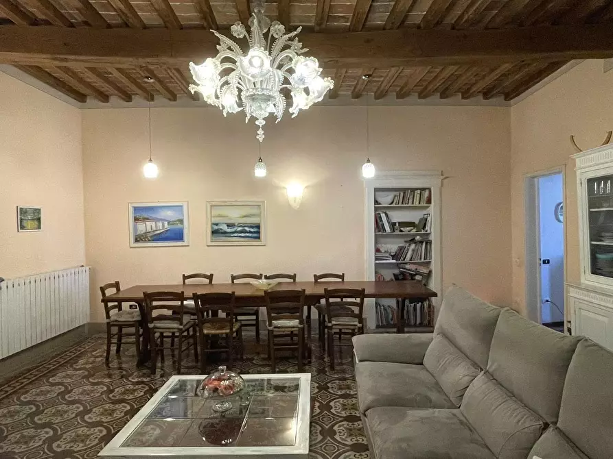 Immagine 40 di Palazzo in vendita  a San Miniato