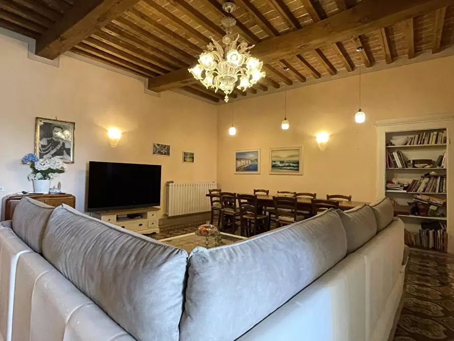 Immagine 13 di Palazzo in vendita  a San Miniato