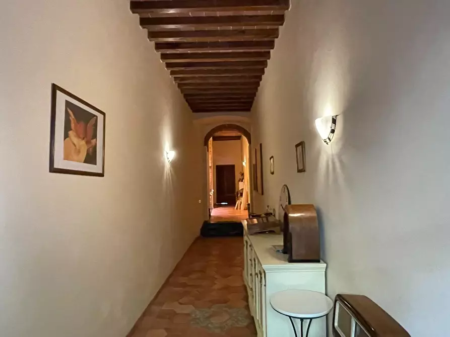 Immagine 12 di Palazzo in vendita  a San Miniato
