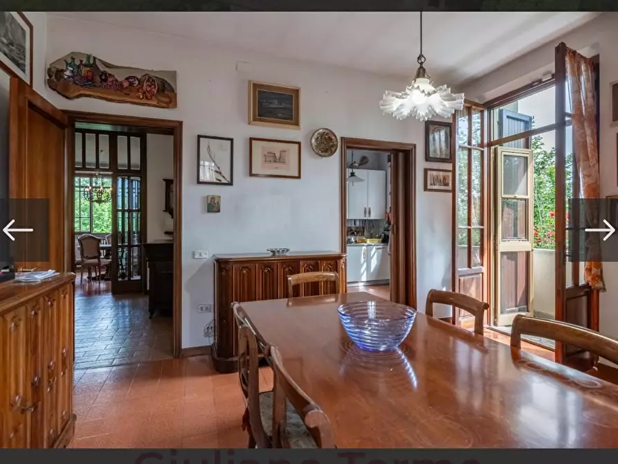 Immagine 5 di Villa in vendita  a San Giuliano Terme