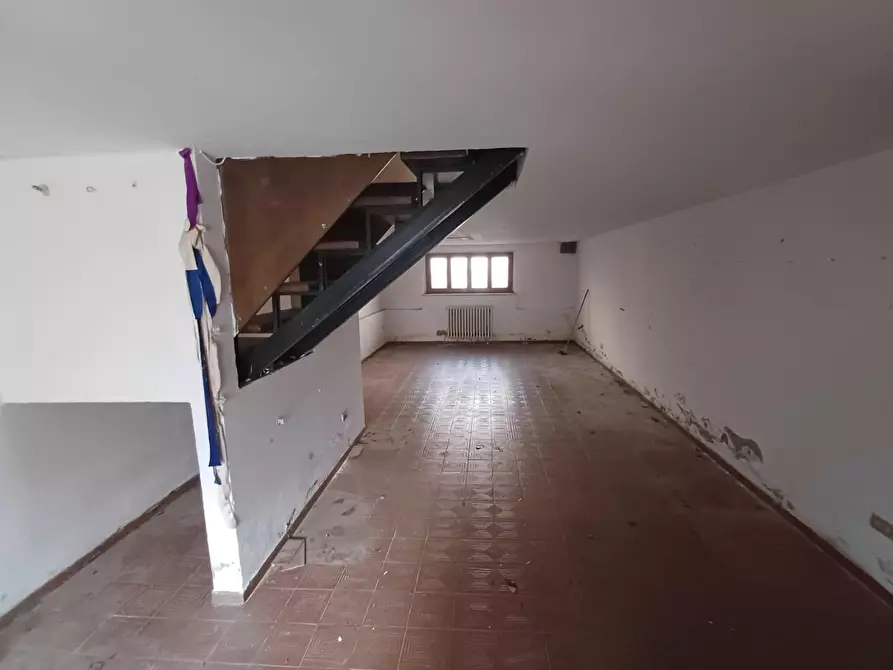 Immagine 11 di Appartamento in vendita  a Empoli