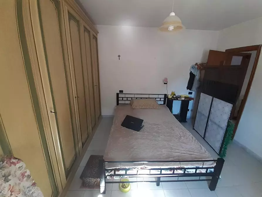 Immagine 12 di Appartamento in vendita  a Carrara