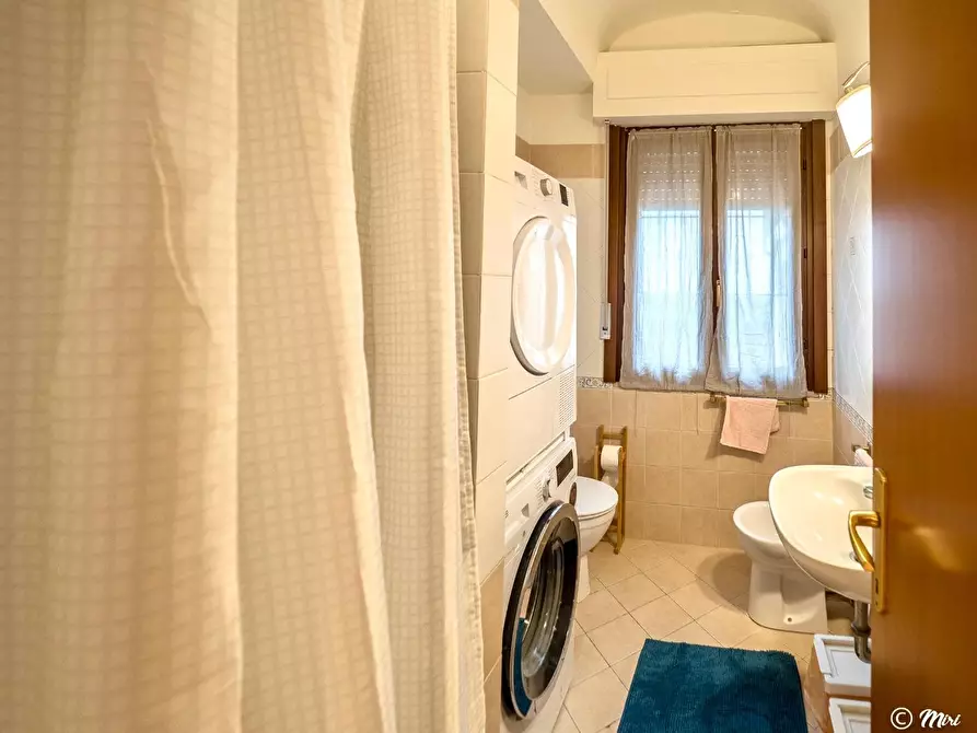 Immagine 8 di Appartamento in vendita  a Pisa