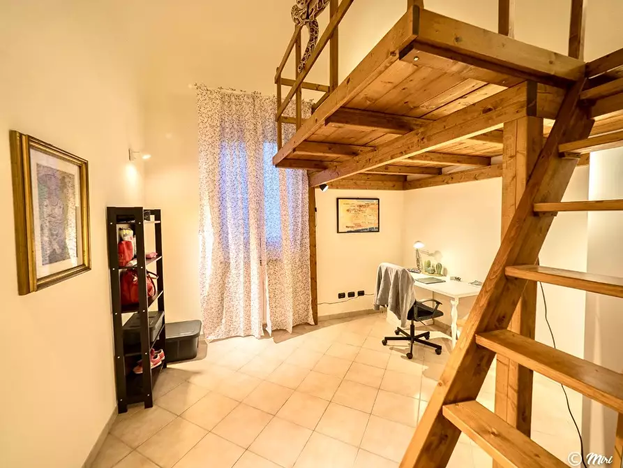 Immagine 16 di Appartamento in vendita  a Pisa