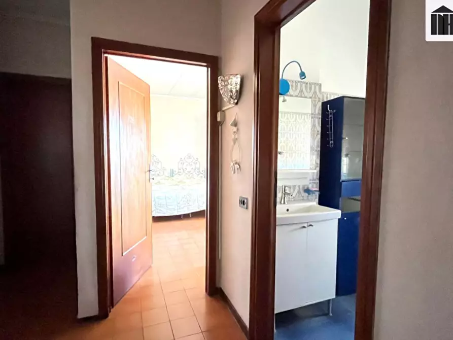 Immagine 15 di Appartamento in vendita  a Santa Croce Sull'arno